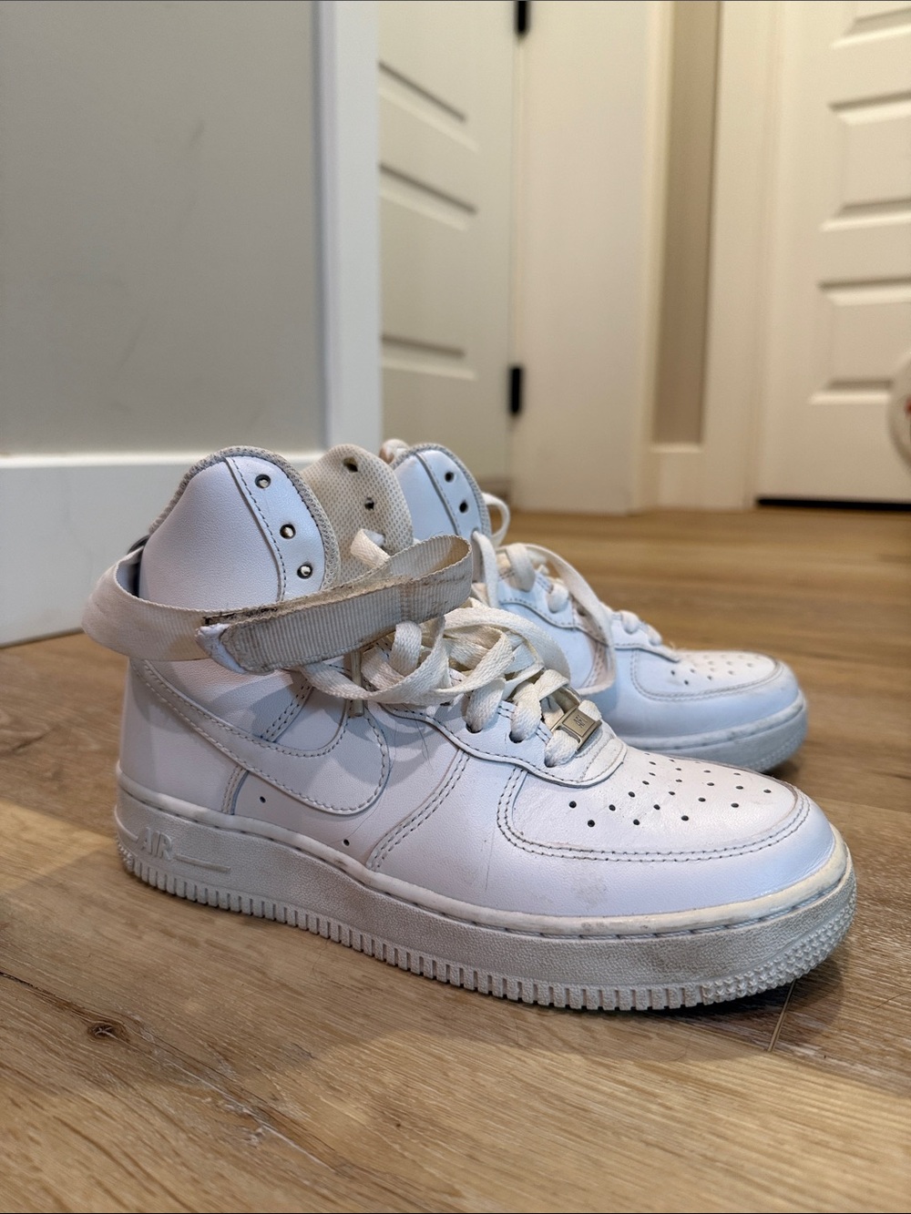 Nike White High-Top AF1 Leather Sneakers